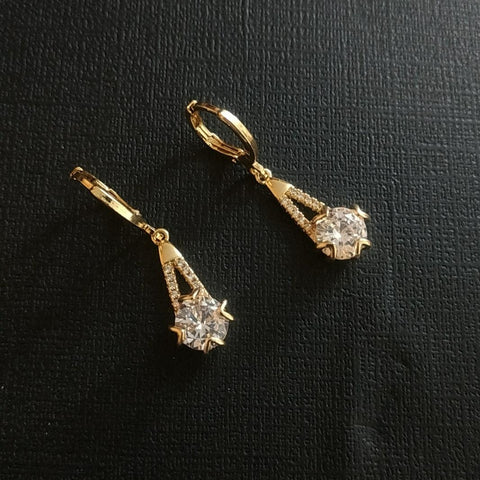 Ad stone hoop earrings