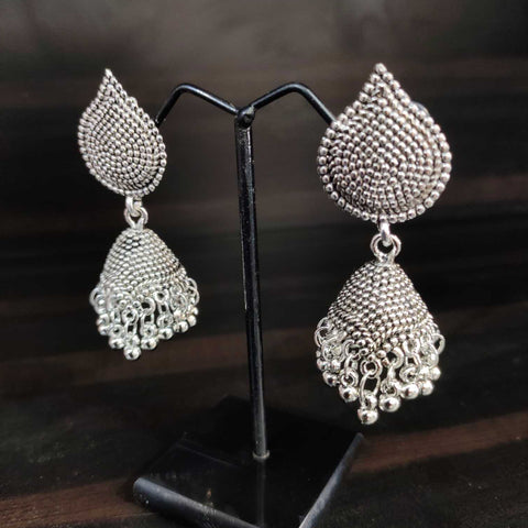 Silver jhumka