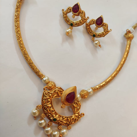 Matte finish necklace