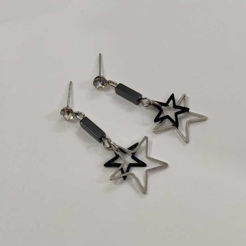 Stylish earrings