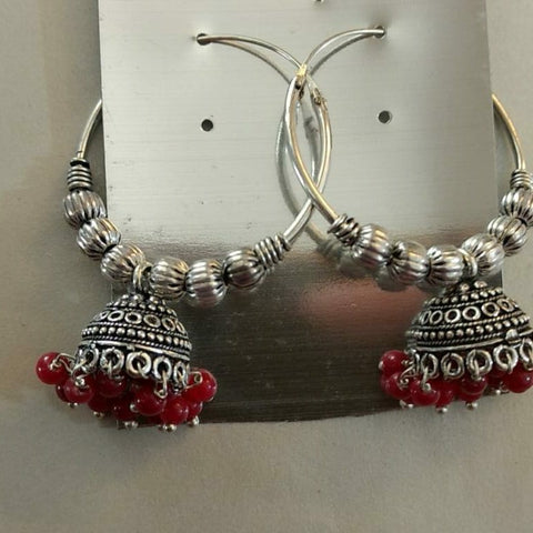 Hoop metal earrings